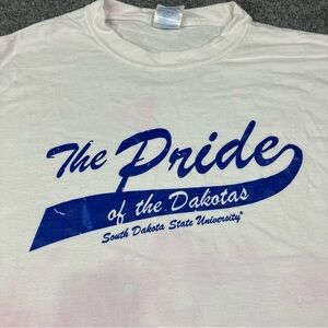 Vintage 90s South Dakota State University Medium T-shirt Port Company Y2K white